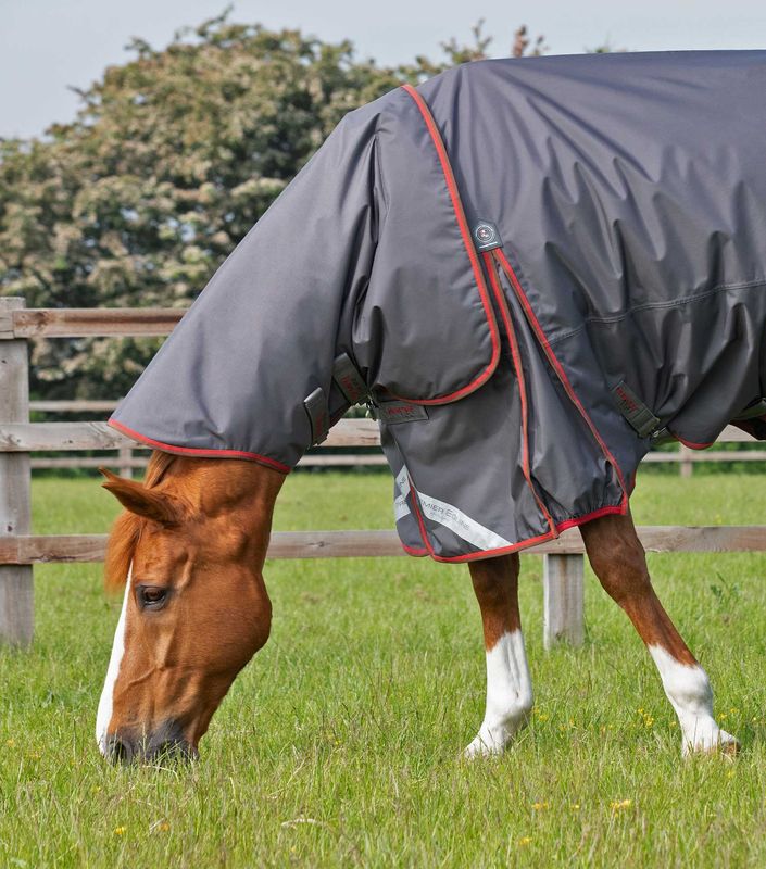 PE Buster 150g Turnout Rug with Classic Neck Cover